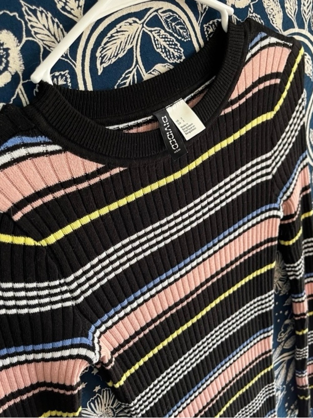 H&M Black Ribbed Sweater Dress w Pink, Yellow & White Stripes